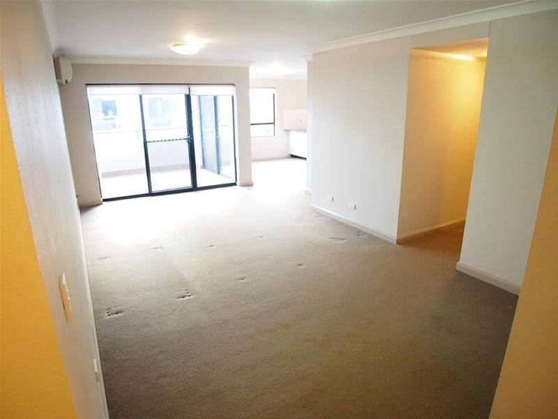 21/3-11 Hawkesbury Avenue, Dee Why NSW 2099