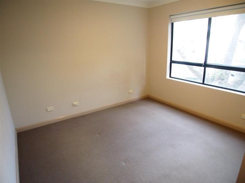 21/3-11 Hawkesbury Avenue, Dee Why NSW 2099