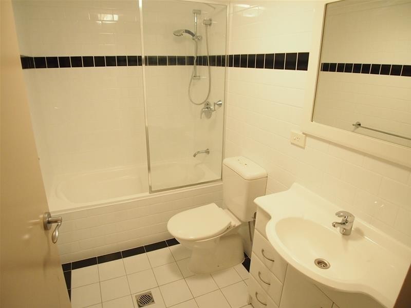 21/3-11 Hawkesbury Avenue, Dee Why NSW 2099