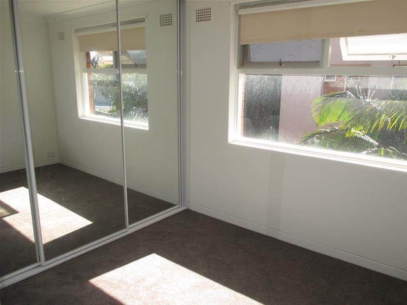 15/2 Campbell Parade, Manly Vale NSW 2093