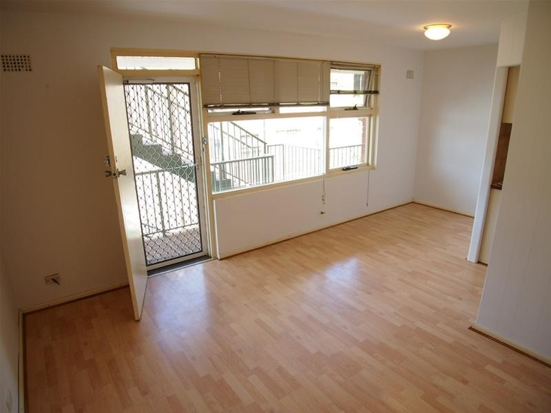 4/8 Campbell Parade, Manly Vale NSW 2093