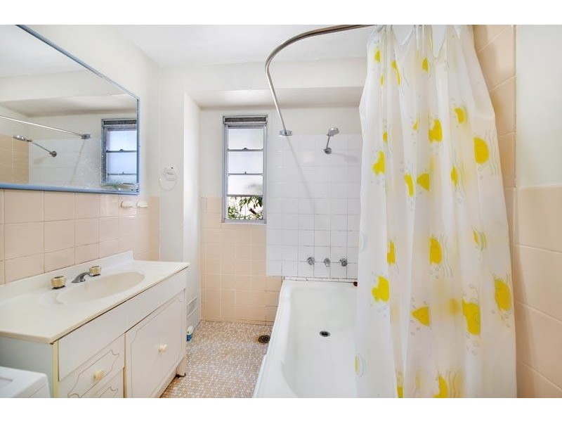 8/17 Wheeler Parade, Dee Why NSW 2099