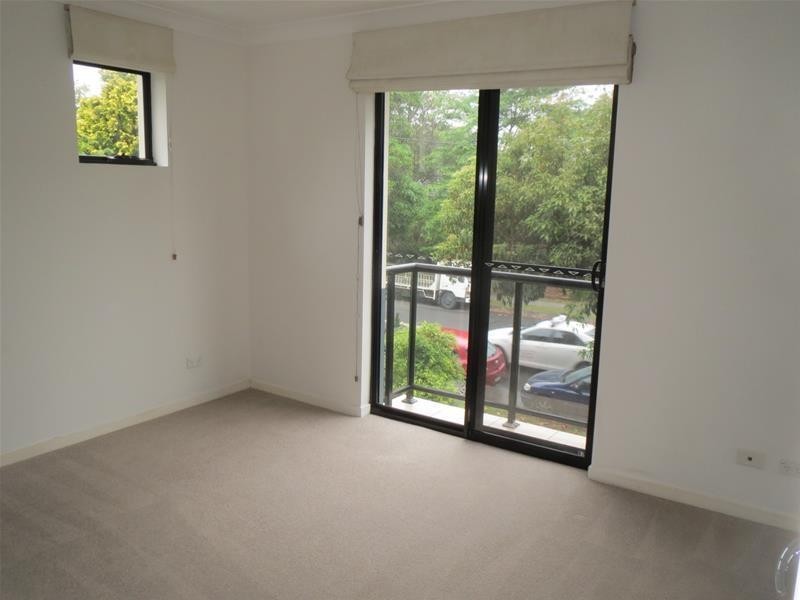 11/74 Old Pittwater Road, Brookvale NSW 2100