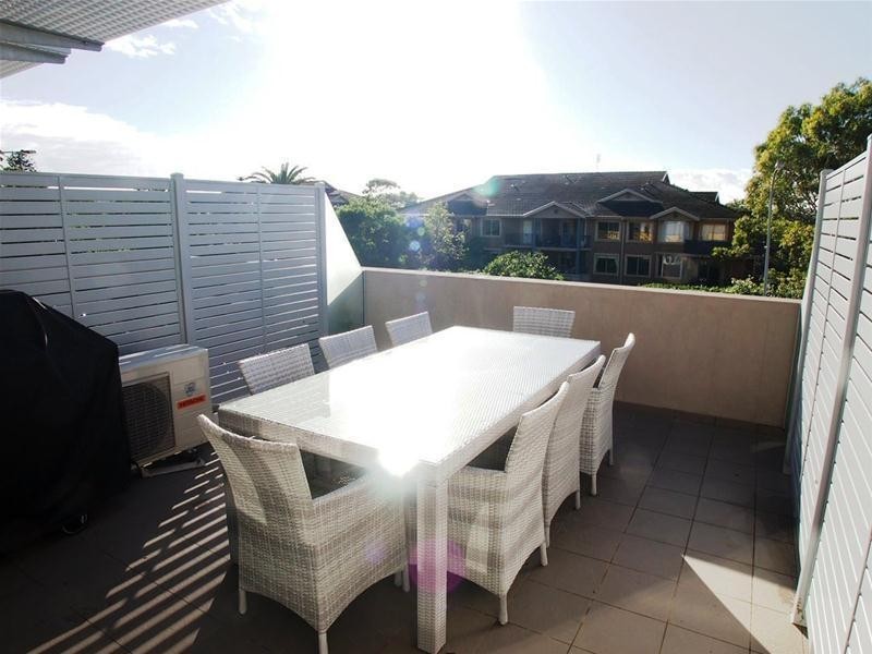 2/299 Condamine Street, Manly Vale NSW 2093