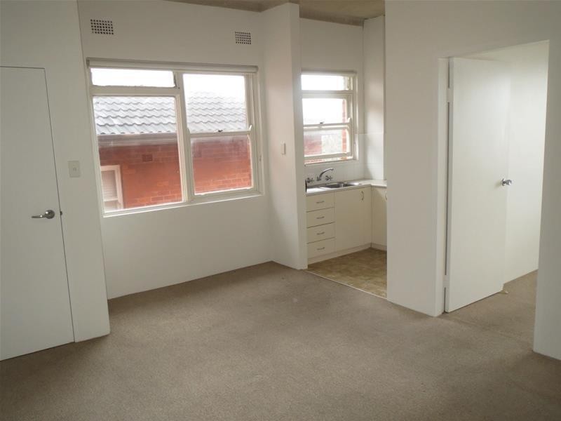 23/38 Oceanview Road, Freshwater NSW 2096