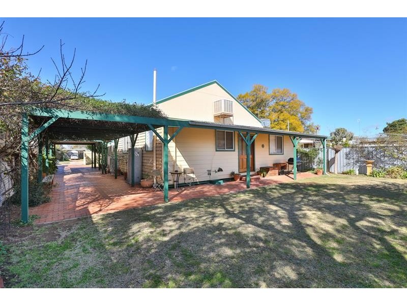 3 Waltham Avenue, Mildura VIC 3500