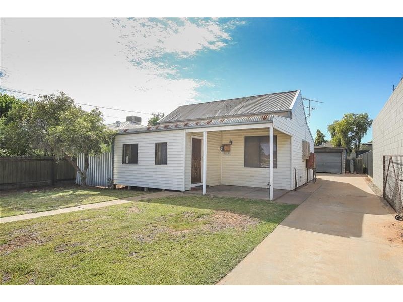 74 Walnut  Avenue, Mildura VIC 3500