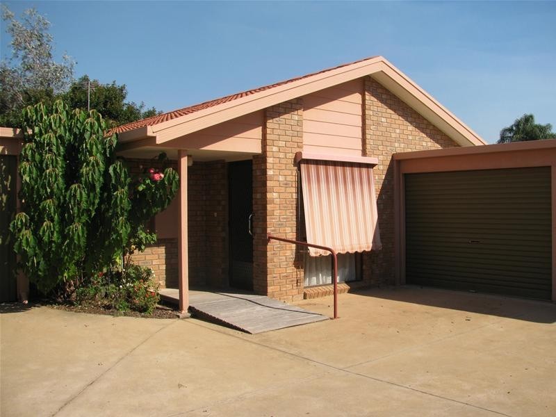 3/215 Thirteenth  Street, Mildura VIC 3500