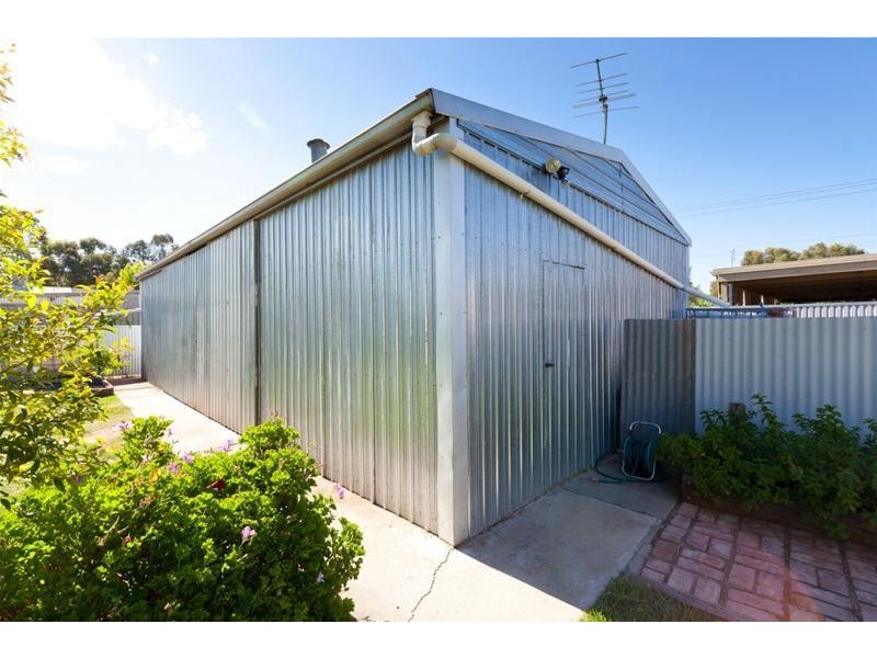 2 Park Street, Red Cliffs VIC 3496