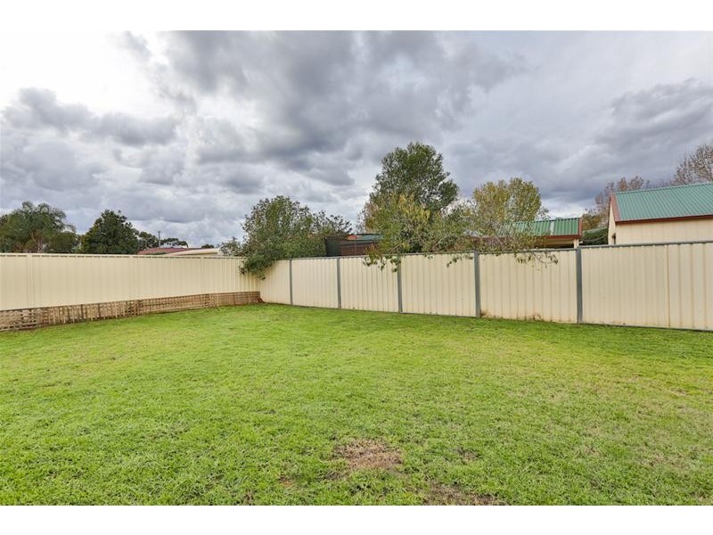 6 Tower Gardens, Mildura VIC 3500