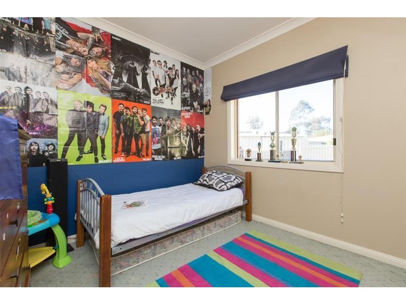 6 Thames Place, Mildura VIC 3500