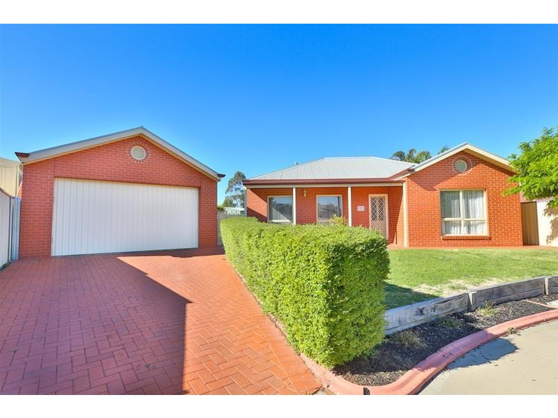 6 Thames Place, Mildura VIC 3500