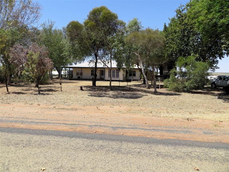 85 Wewak Road, Robinvale VIC 3549