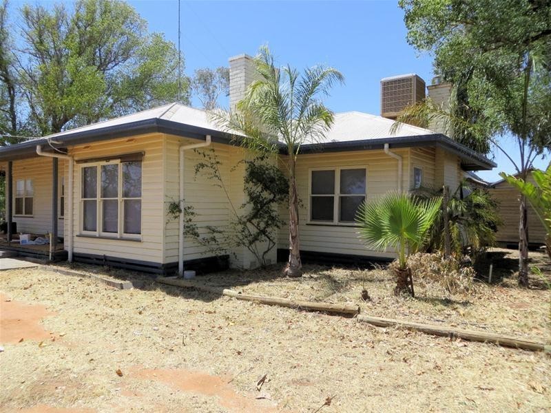 85 Wewak Road, Robinvale VIC 3549