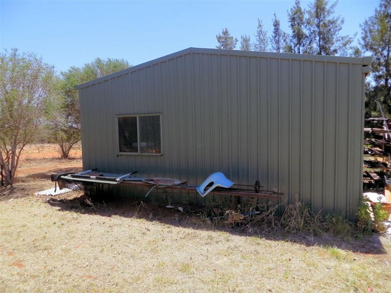 85 Wewak Road, Robinvale VIC 3549