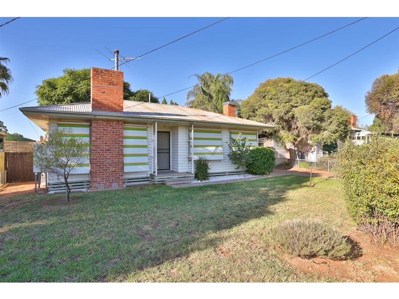 4 Jenkins Place, Mildura VIC 3500