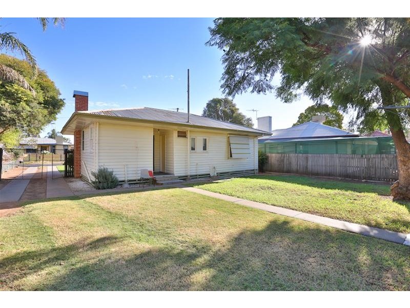 4 Jenkins Place, Mildura VIC 3500
