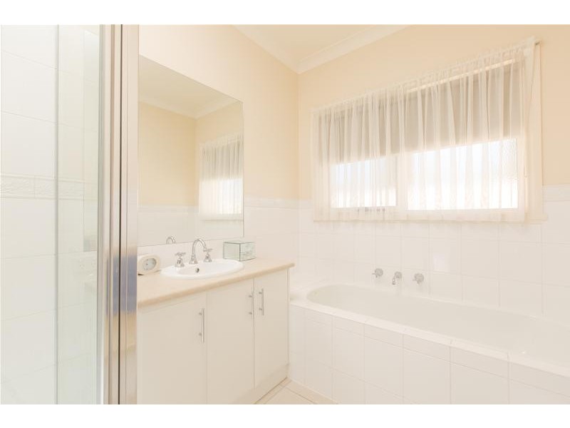 527 Walnut Avenue, Mildura VIC 3500