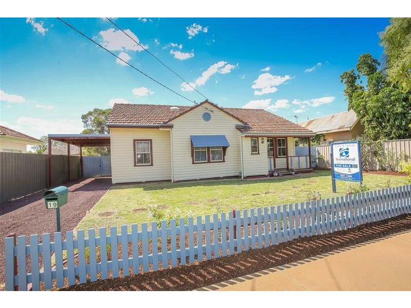 19 Kelvin Avenue, Mildura VIC 3500
