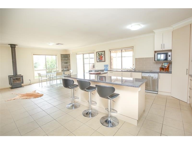 5 Spitfire Court, Mildura VIC 3500