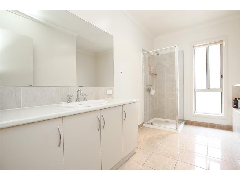 5 Spitfire Court, Mildura VIC 3500