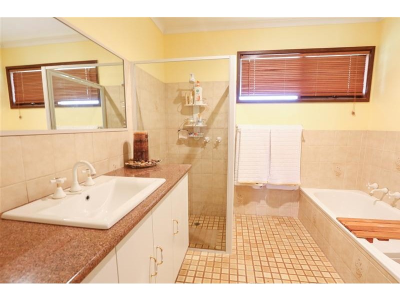 16 Coleman Avenue, Mildura VIC 3500