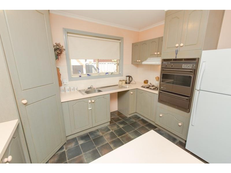 2/139 Pasadena Grove, Mildura VIC 3500