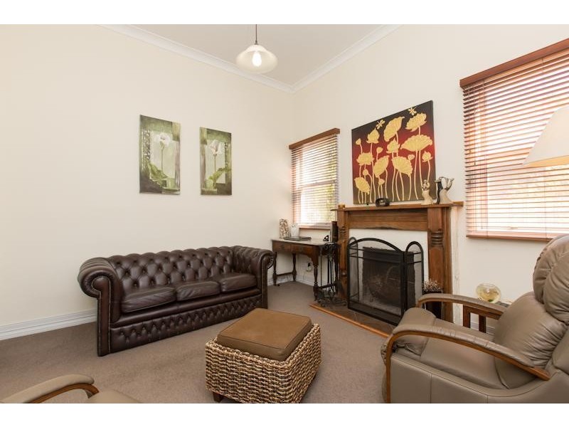 64 Walnut Avenue, Mildura VIC 3500