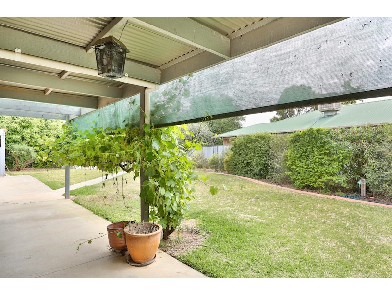 16 Pevensey Grove, Mildura VIC 3500
