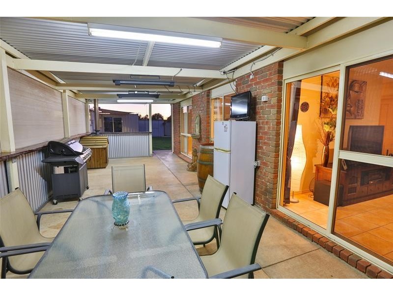 8 Reynolds Court, Mildura VIC 3500