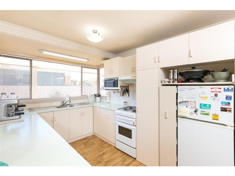 16 Caffrey Court, Irymple VIC 3498