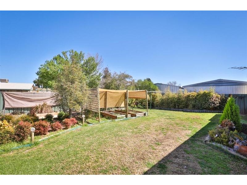 16 Caffrey Court, Irymple VIC 3498