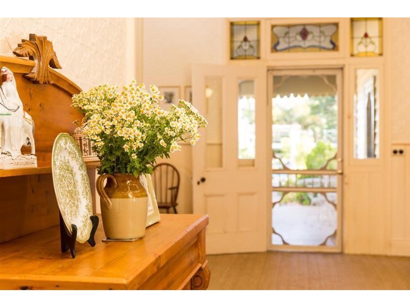 38 Pickering Street, Ouyen VIC 3490