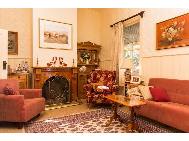 38 Pickering Street, Ouyen VIC 3490