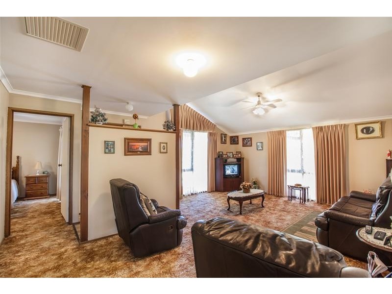 14 Crane Drive, Buronga NSW 2739