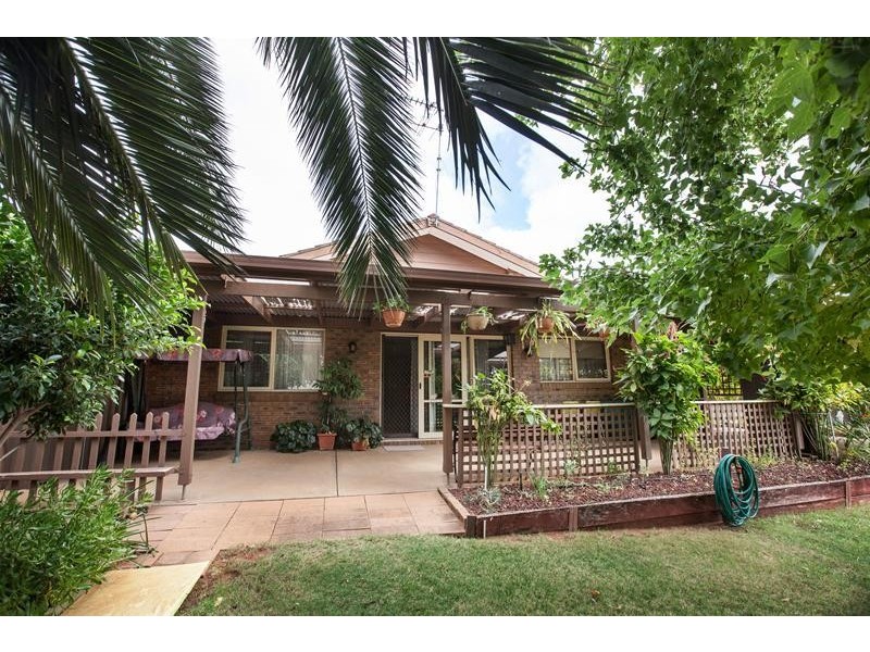 14 Crane Drive, Buronga NSW 2739