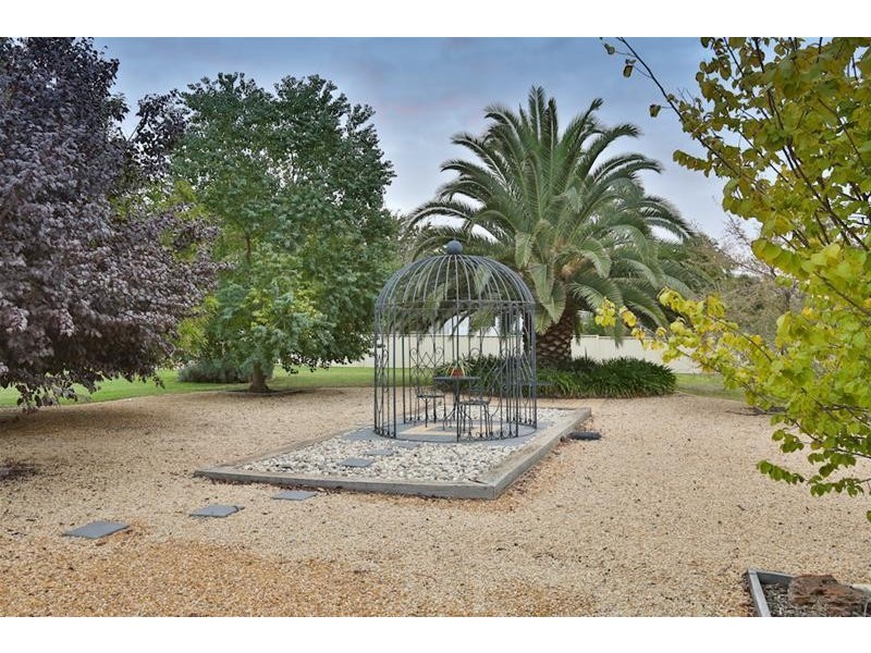 2 St. Andrew’s Drive, Cabarita VIC 3505