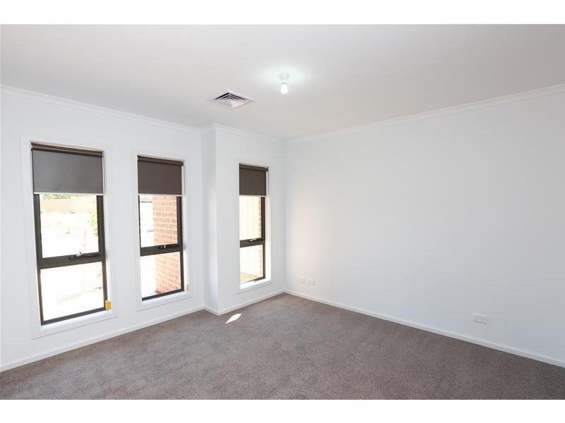 17 Kossman Court, Irymple VIC 3498