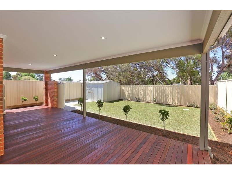 17 Kossman Court, Irymple VIC 3498