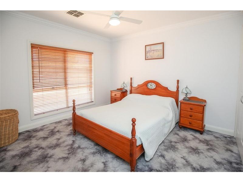 27 Petrucci Way, Mildura VIC 3500