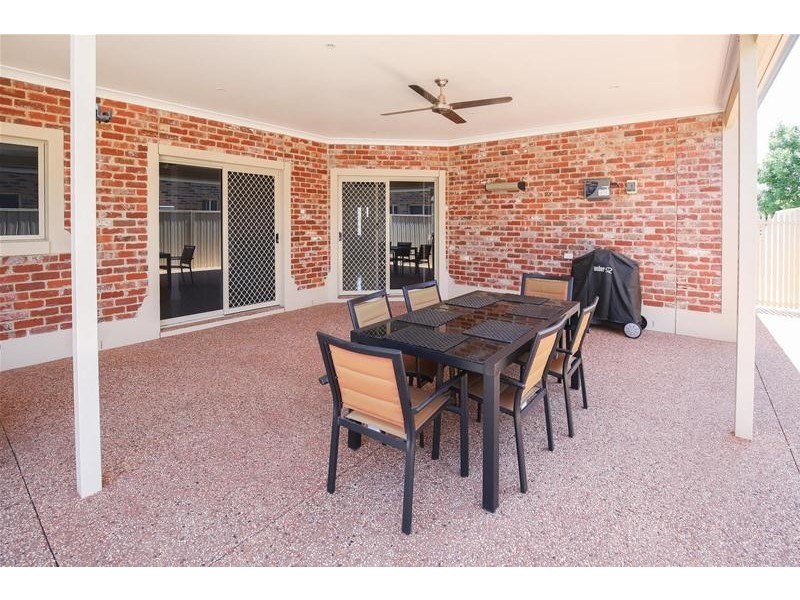 27 Petrucci Way, Mildura VIC 3500