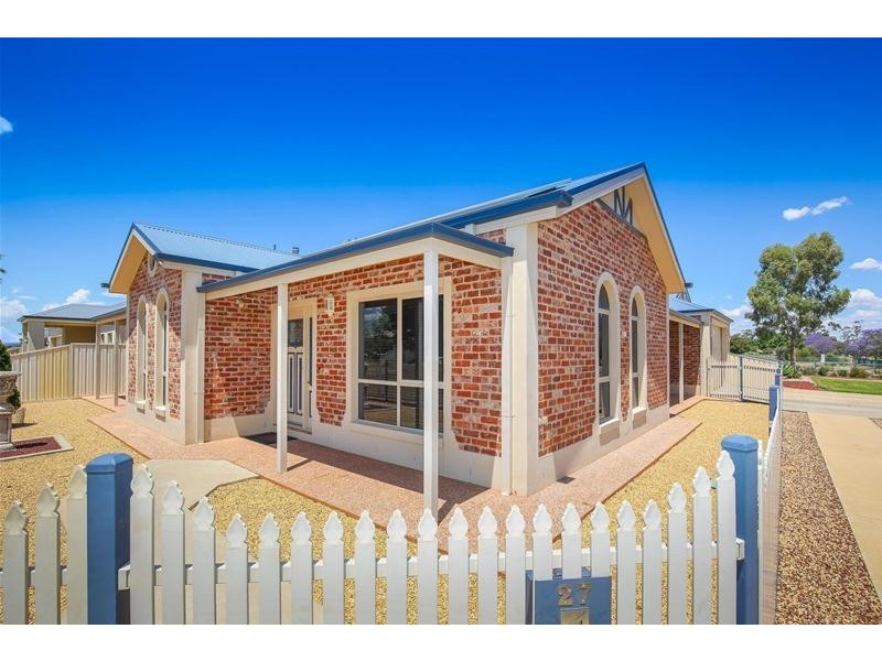 27 Petrucci Way, Mildura VIC 3500