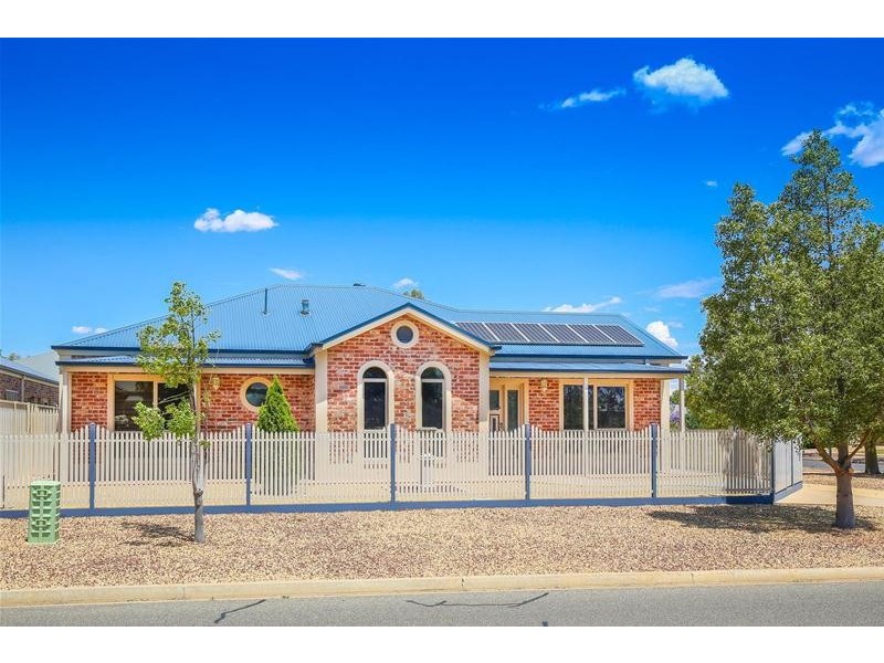 27 Petrucci Way, Mildura VIC 3500
