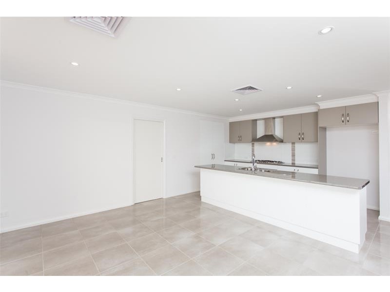 18 Palm Springs Drive, Mildura VIC 3500