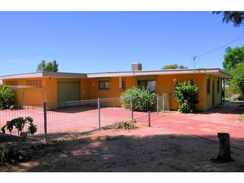 49 Avoca Street, Dareton NSW 2717