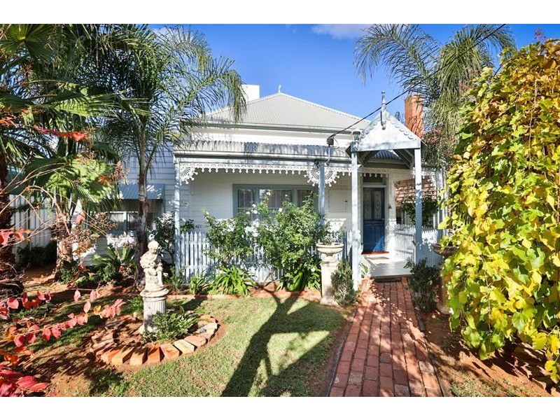 668 Koorlong Avenue, Irymple VIC 3498