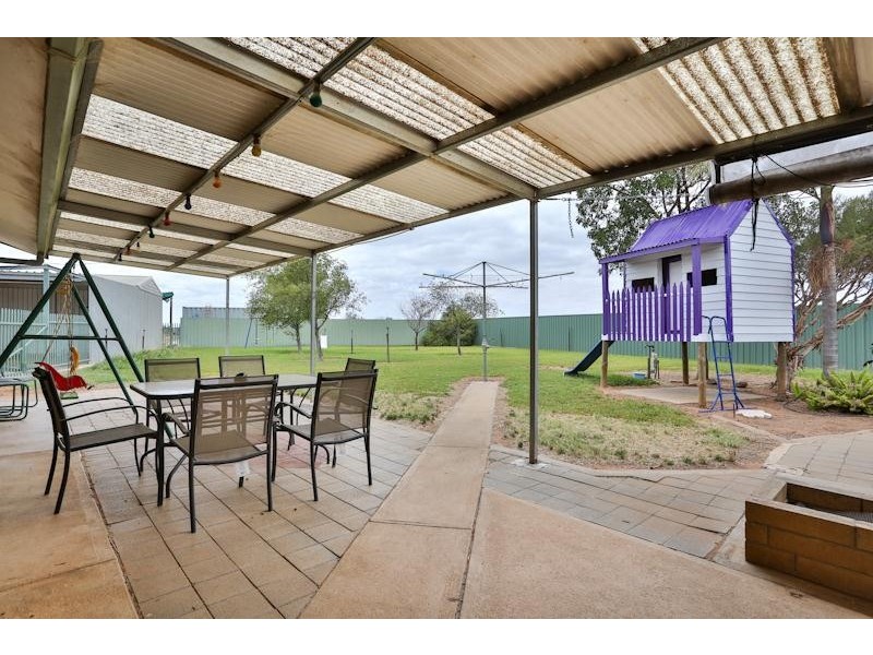 234 Fifth Street, Nichols Point VIC 3501