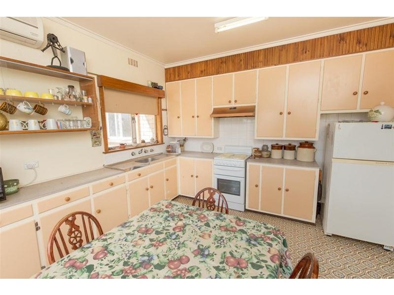 92 & 93 Gordon Avenue, Colignan VIC 3494