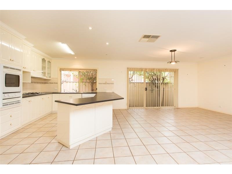 4 Pevensey Drive, Mildura VIC 3500