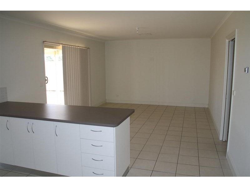 2/5 Golden Grove, Red Cliffs VIC 3496